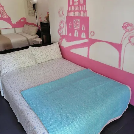 Holiday home La Vie En Rose *