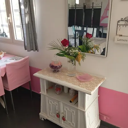 La Vie En Rose Tatil Evi