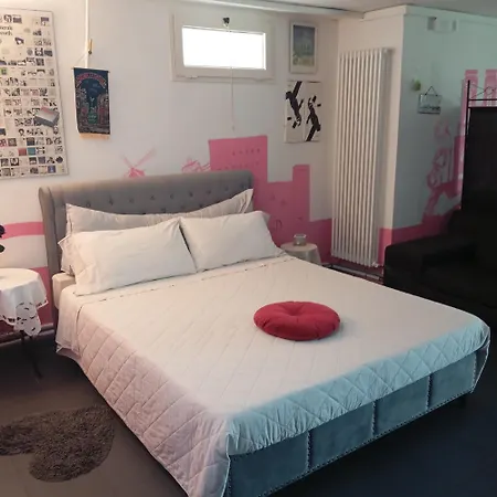 بيت للعطل La Vie En Rose *