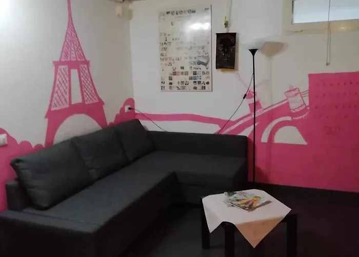 別荘 La Vie En Rose